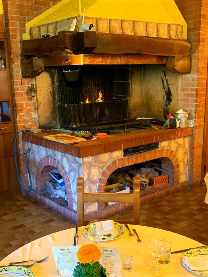 La Favorita Apricale B&B & Ristorante المظهر الخارجي الصورة