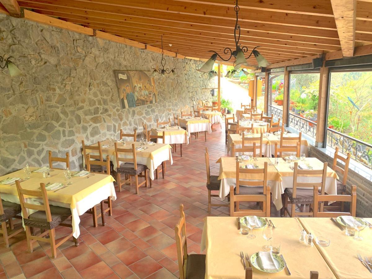 La Favorita Apricale B&B & Ristorante المظهر الخارجي الصورة