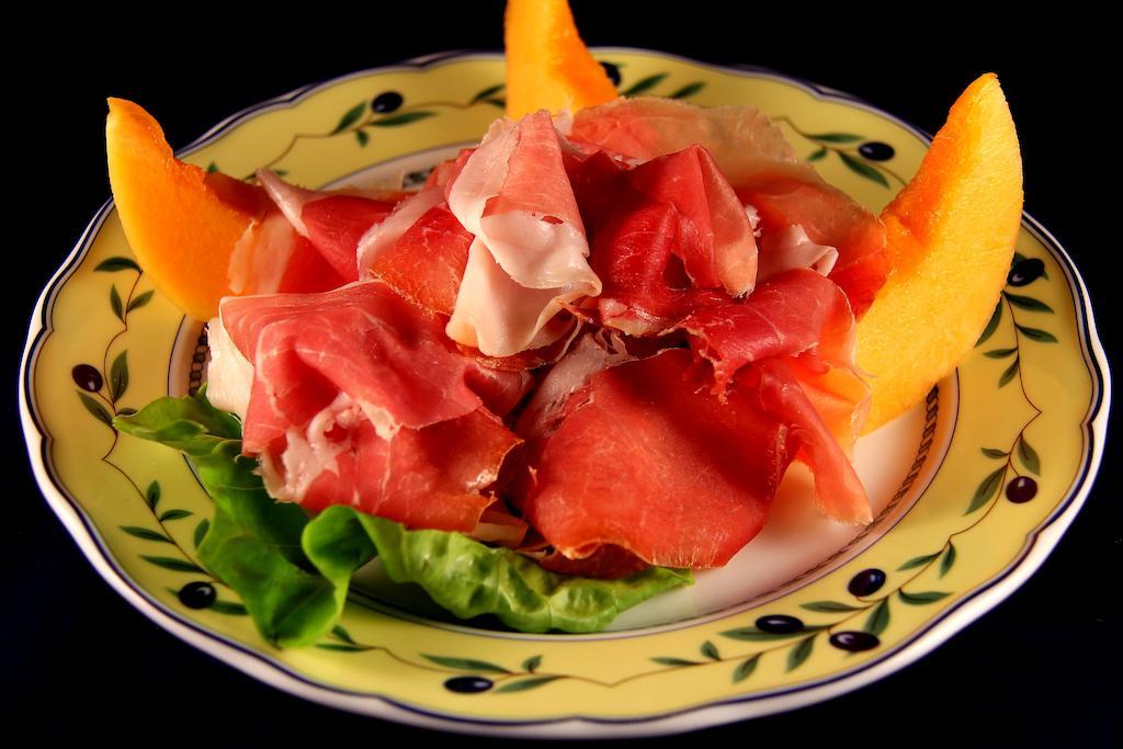 La Favorita Apricale B&B & Ristorante المظهر الخارجي الصورة